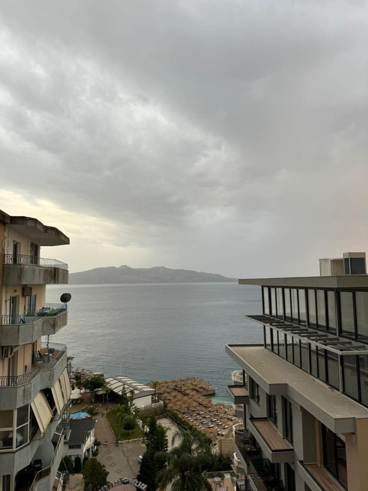 Leon Sea View Apartment Saranda Dış mekan fotoğraf